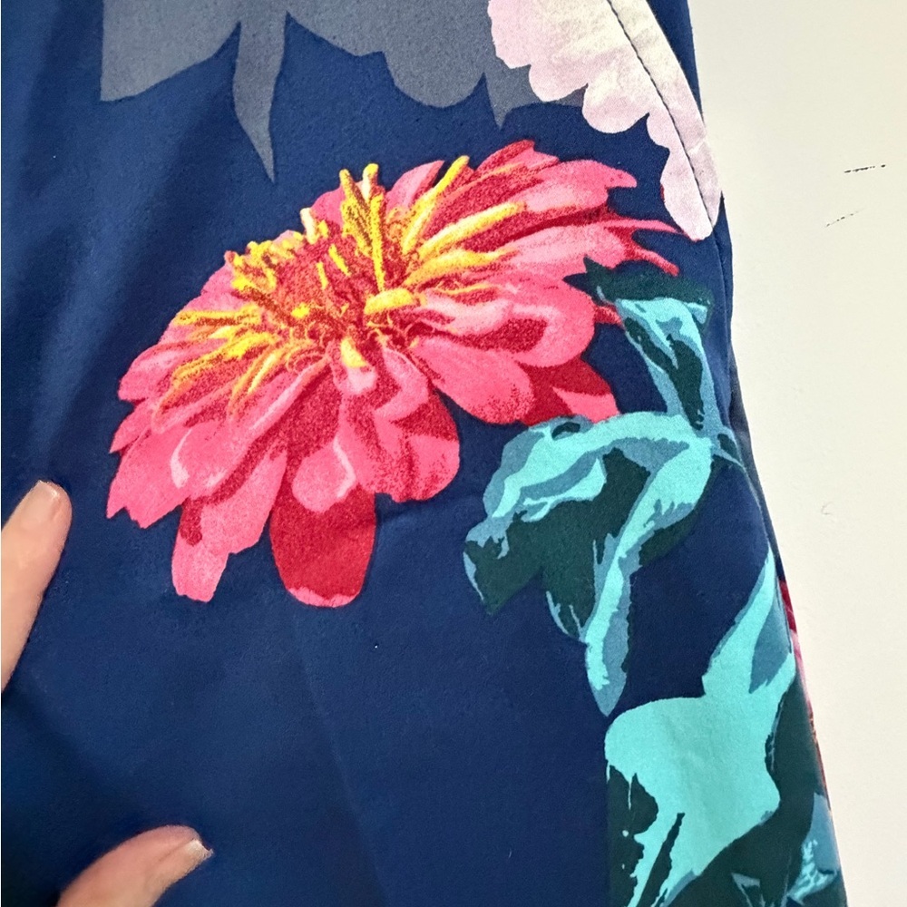 Banana Republic Avery  Pants - Navy and Pink Floral - Picture 7 of 16